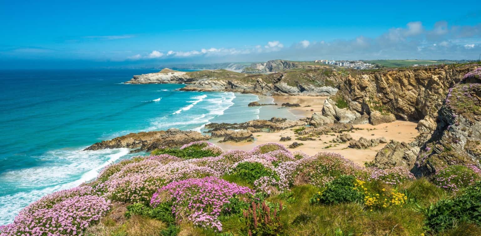 10-of-the-best-holiday-parks-in-cornwall-caravan-sleeps