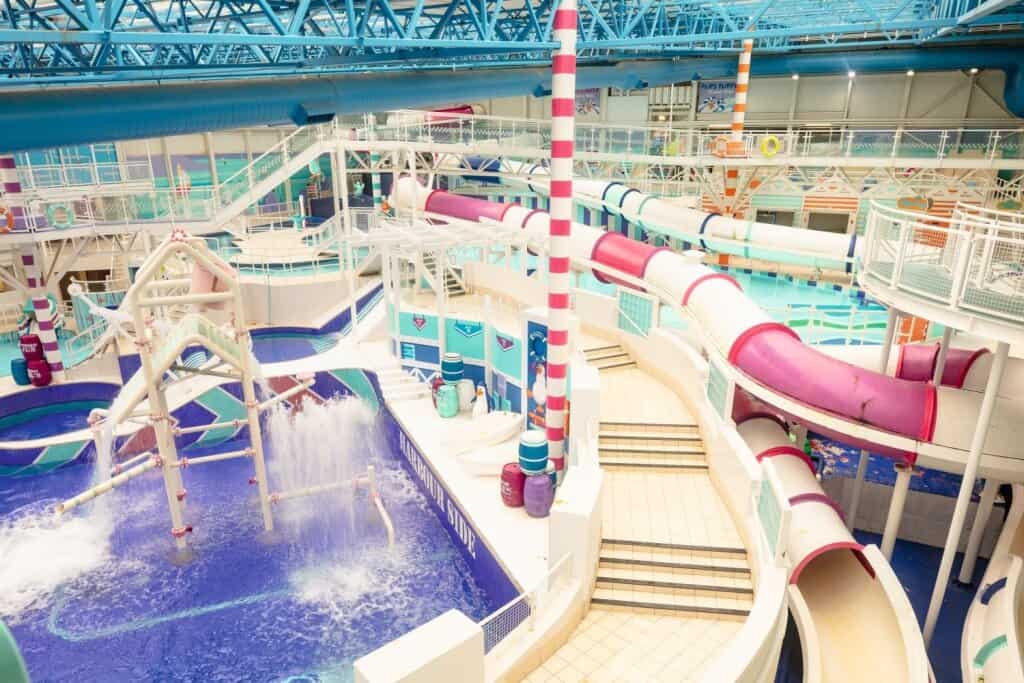 13 Best Holiday Parks With Waterslides In The UK - Caravan Sleeps