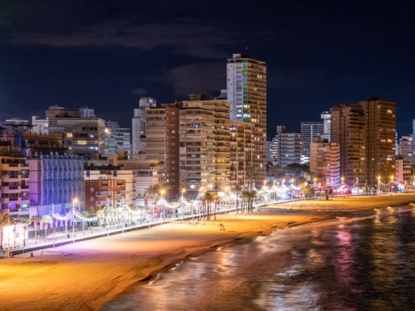 17 Best Things To Do In Benidorm - Caravan Sleeps